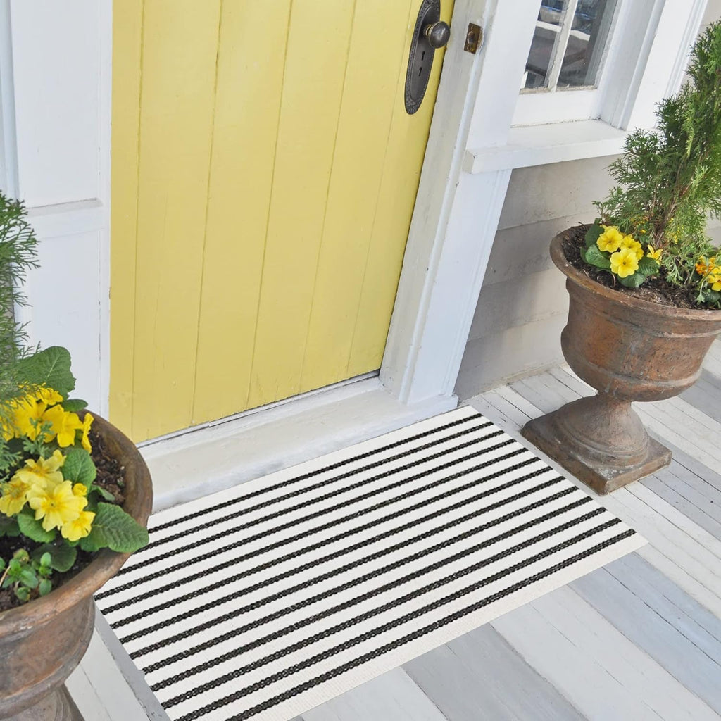 Small Black and White Layering Front Doormat Rug 2X4.3Ft Striped Outdoor Porch Rug Cotton Woven Carpet Layered under Mats Rugs for Front Door Farmhouse Patio Bath Welcome Decor.