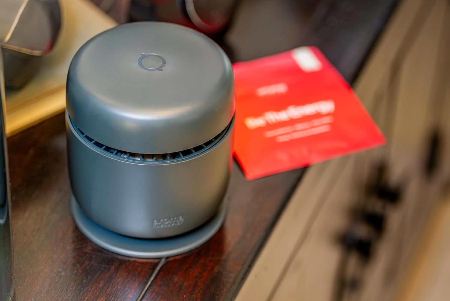 Aromatherapist Aromaamplifier, Portable Mess-Free Aromatherapy Device for Pucks