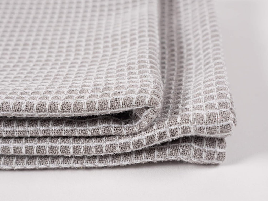 Kitchen Towels, Set of 4 Absorbent, Durable and Soft Towels | Perfect for Kitchen Messes and Drying Dishes, 18 X 28 – Inches, Drizzle, Small