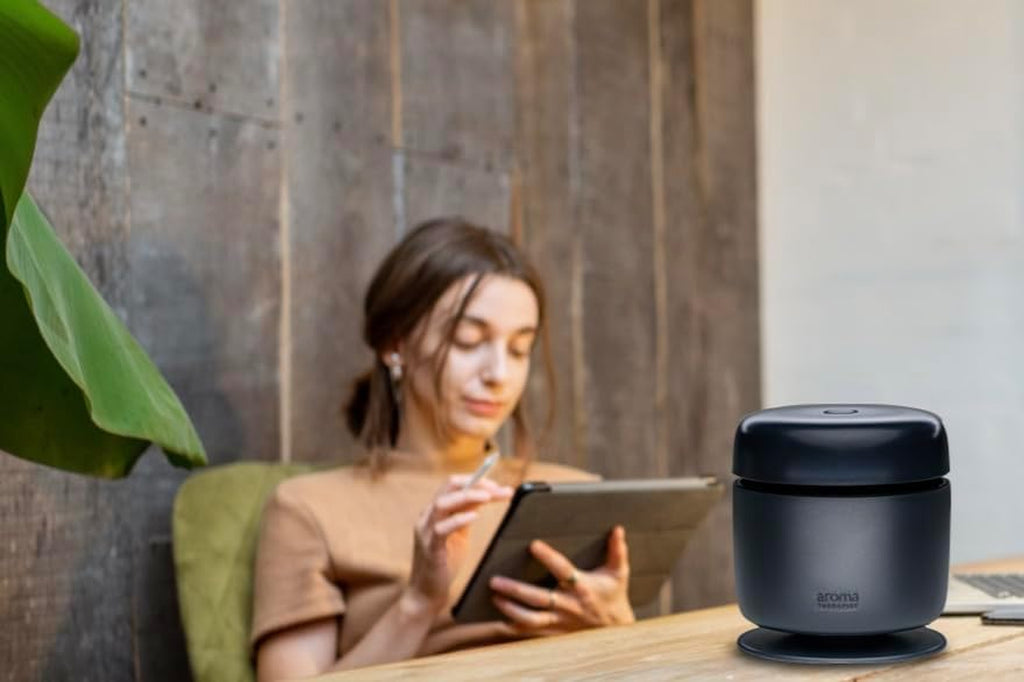 Aromatherapist Aromaamplifier, Portable Mess-Free Aromatherapy Device for Pucks